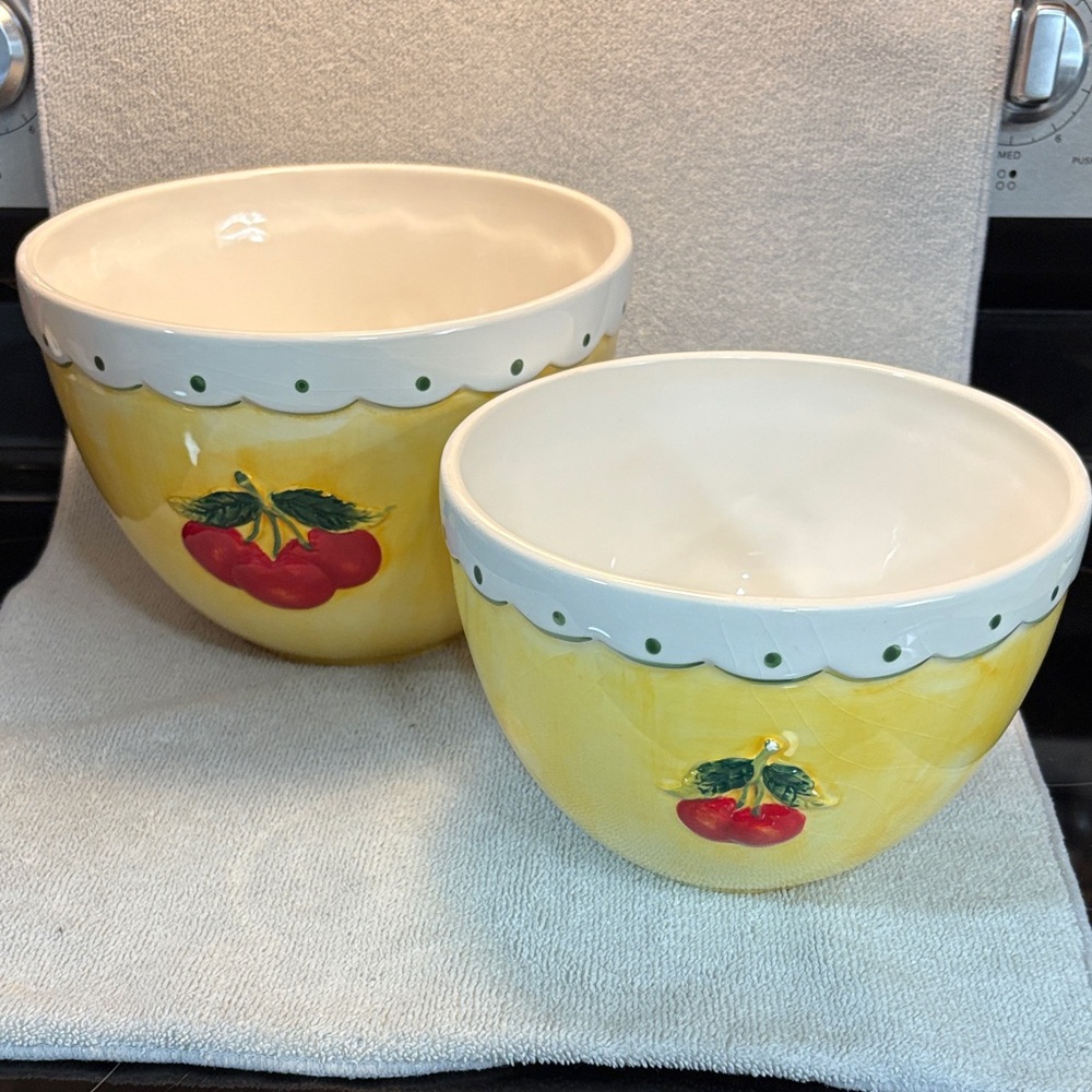Set of Yellow Mixing Bowls with Cherry Design. Global Design